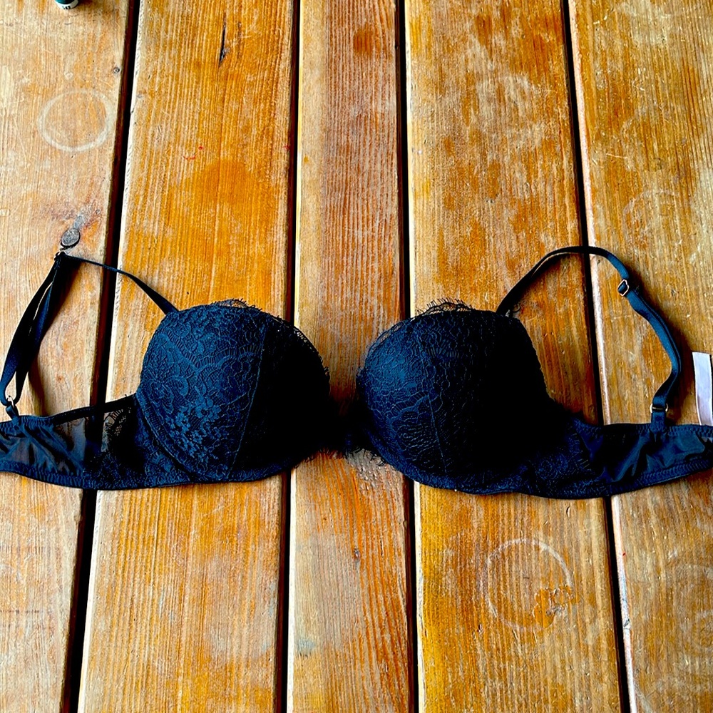 Victoria Secret Dream Angel’s push-up bra 34B